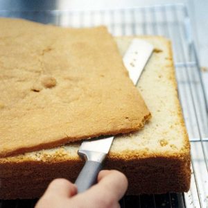 1433811304-easy-sponge-cake-recipe